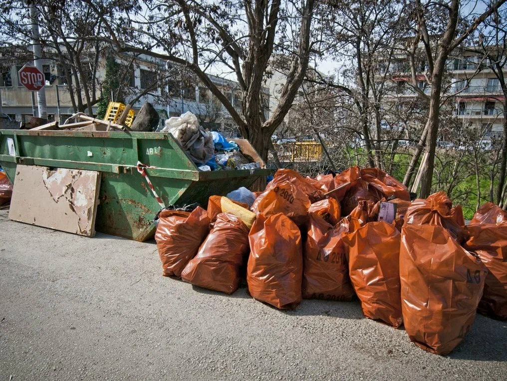 Круглосуточный вывоз мусора в Санкт-Петербурге в октябре