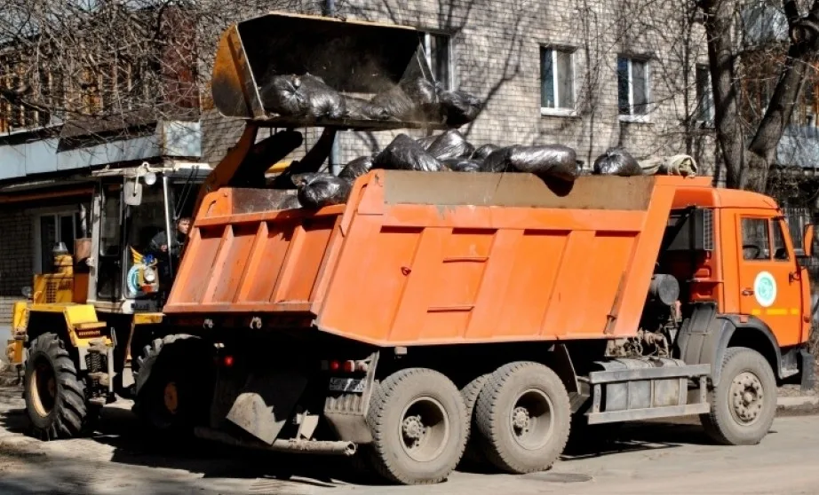 Вывоз мусора грузовым фургоном 5 тонн в Санкт-Петербурге – ПроМусор, аренда, цена от 1647 руб