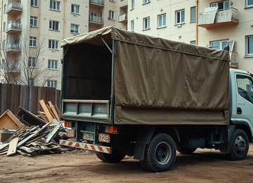 Вывоз мусора с чердака в Санкт-Петербурге от ПроМусор: очистка и уборка, цена от 2604 руб., срочно