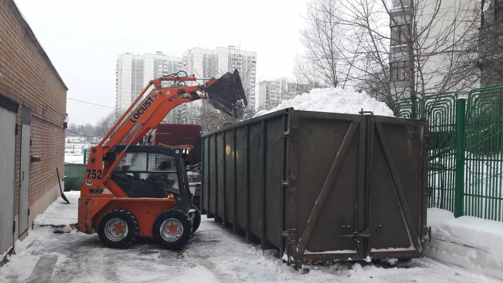 Вывоз снега контейнерами в Санкт-Петербурге — цена от 3401 руб., заказать контейнер для снега в ПроМусор